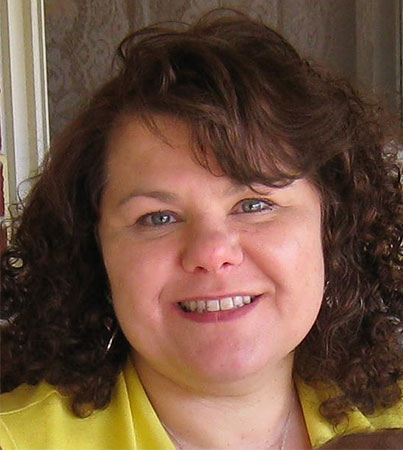 Headshot of Lori Chase