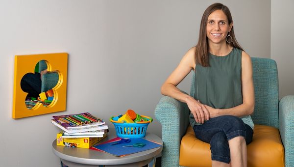 Profesor Ellie Broan
