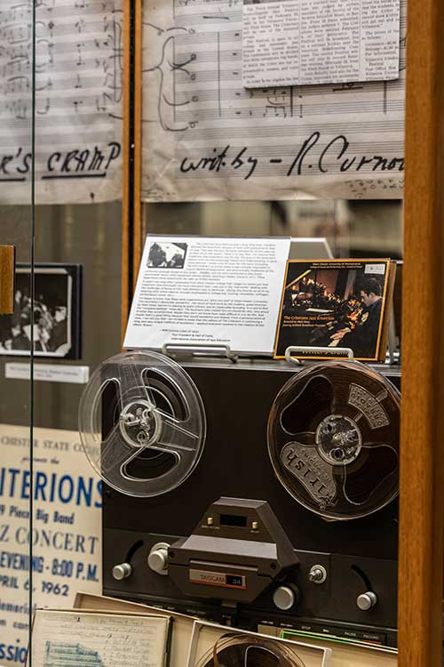 BOB & DARLENE CURNOW JAZZ LIBRARY item 15 on display